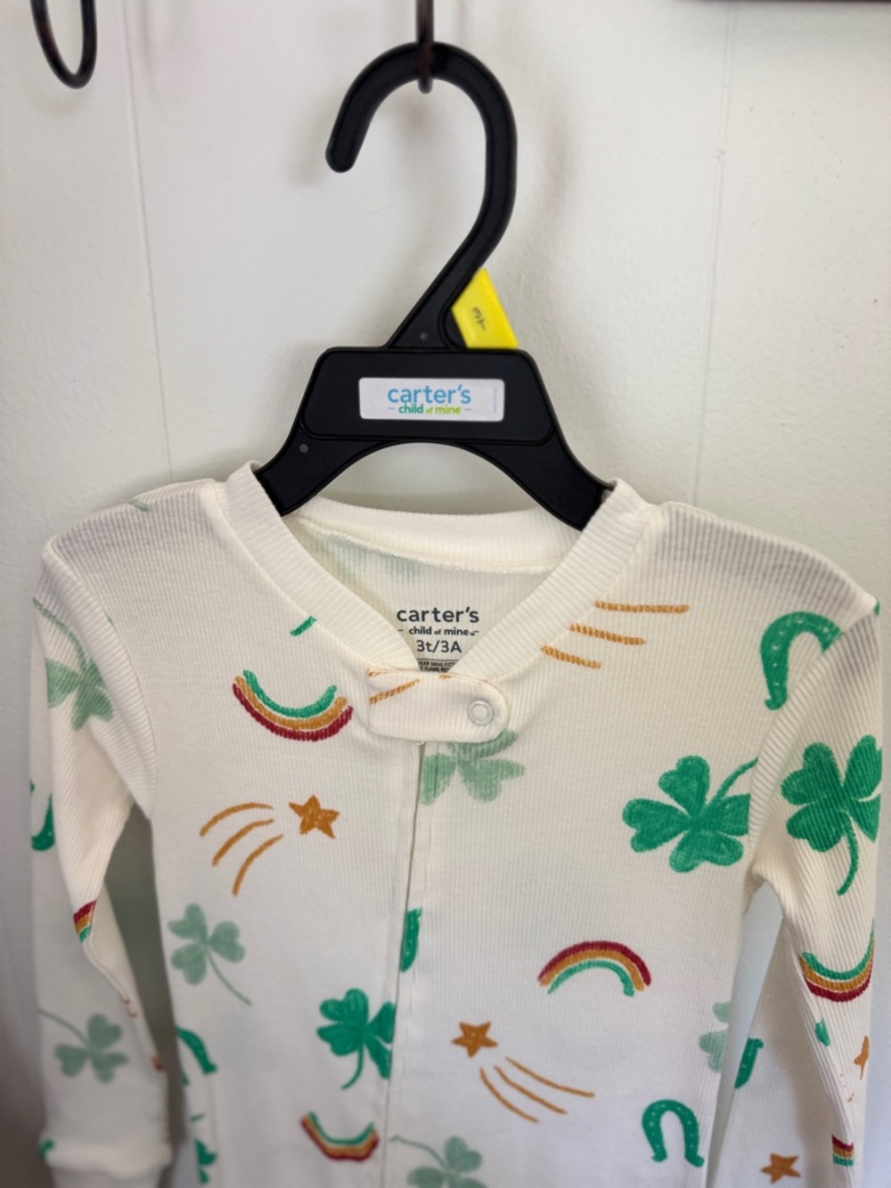 🌈☘️ NWT Carter’s 100% Cotton Shamrock Footie Sleeper 3T - Picture 3 of 7